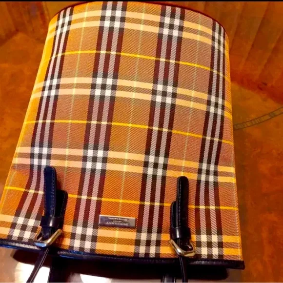 BURBERRY Bucket-shaped tote bag leather check ❤️🌹🌹 - Picture 13 of 13